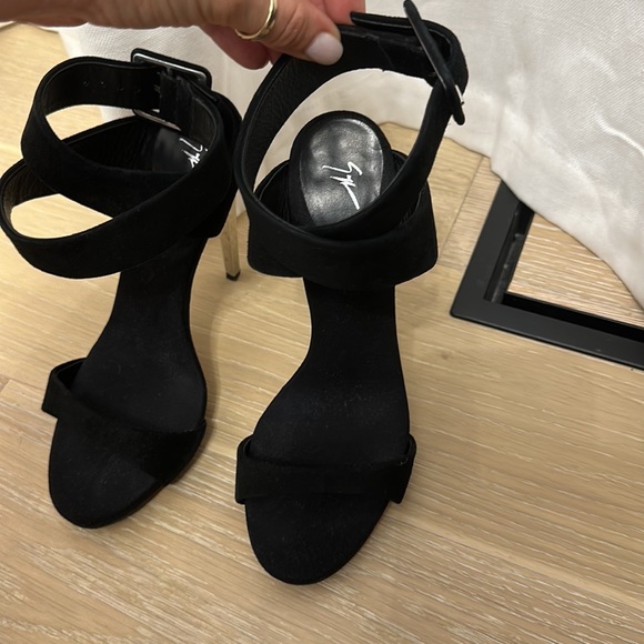 GIUSEPPE ZANOTTI HEELS SIZE 37 - Picture 8 of 8